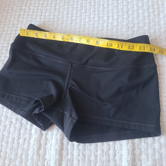 Fleo Women's Classic Black Athletic Shorts Women's Size M - Picture 8 of 8
